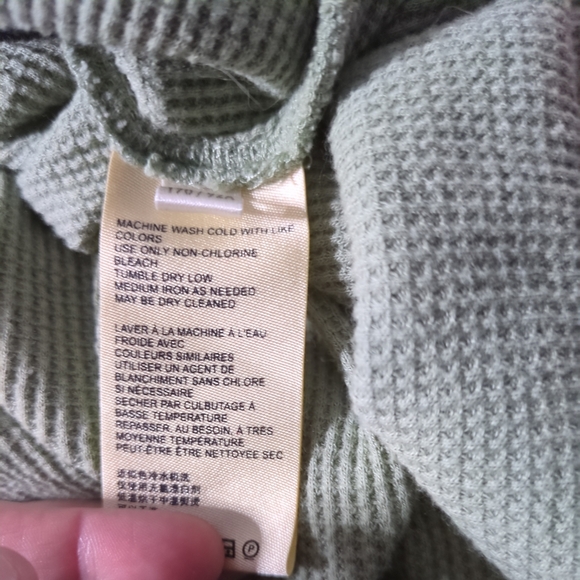 Anthropologie Nori Waffle Thermal Top Long Sleeve Oversized Sage Green Size Sm - Picture 7 of 9